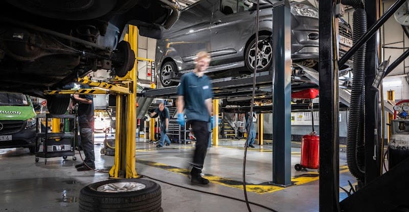 Bosch Car Service - Collison Motoring Services — garages in Horndean