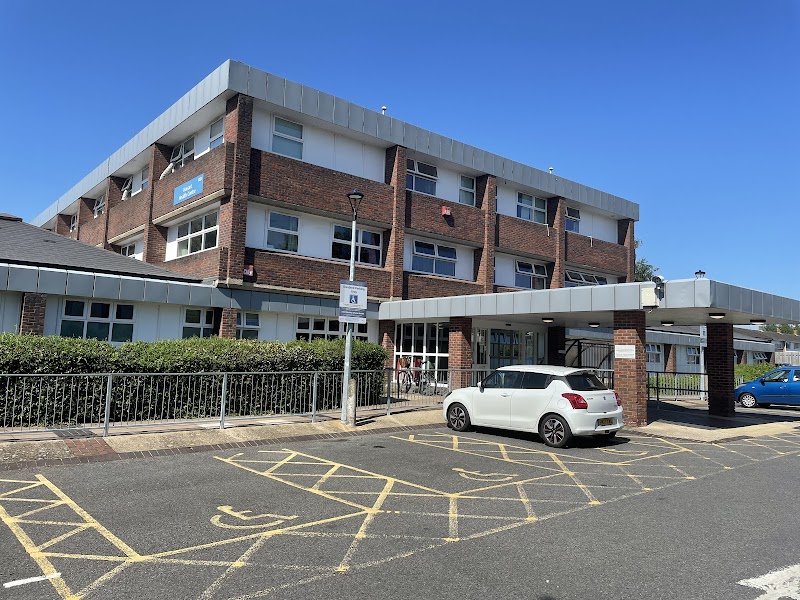 Damira Havant Dental Practice