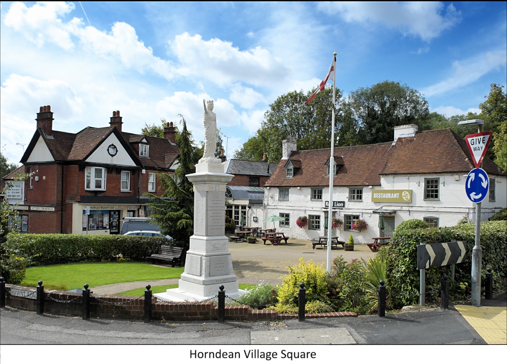 Horndean Village Square and War Memorial